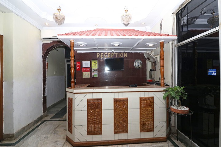 OYO 17111 HOTEL PRITIKA