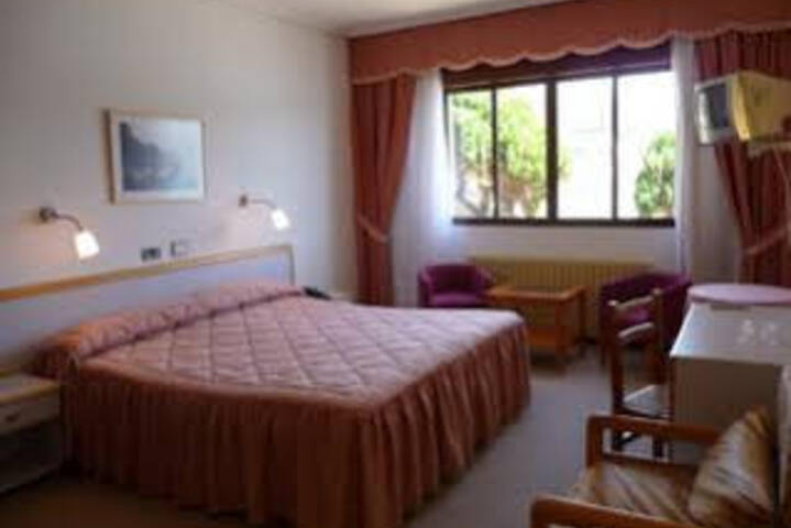 HOTEL EL HORREO