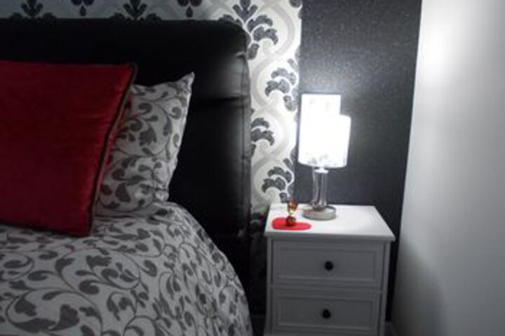 Room 12 of 30