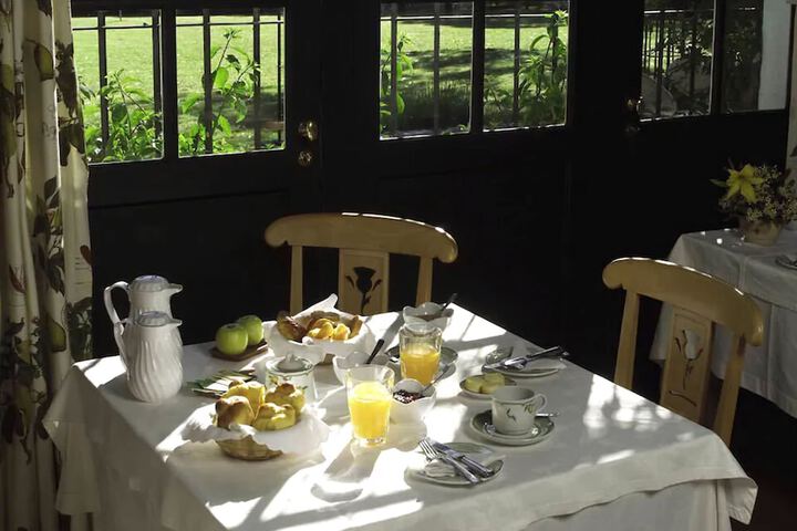 Breakfast/Coffee Service 46 of 67