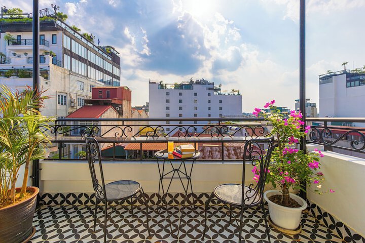 Terrace/Patio 19 of 36