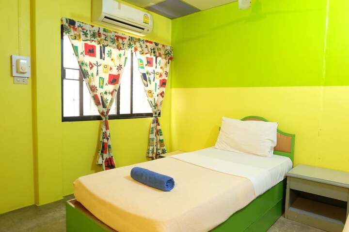 Room 3 of 19