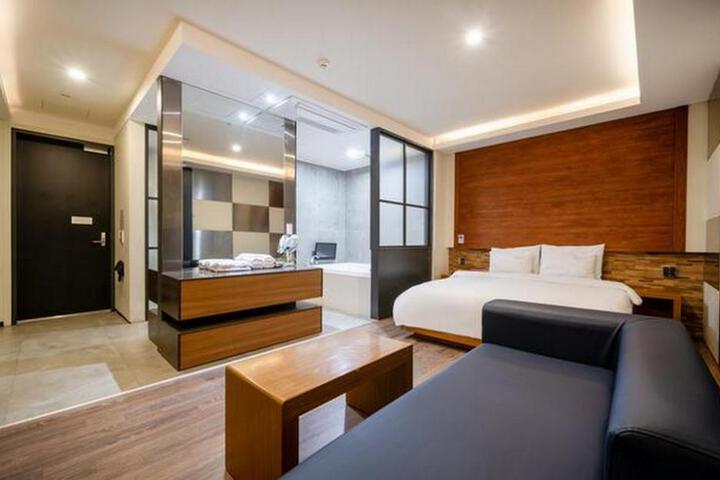 Gimhae Eobangdong Arietty Hotel A