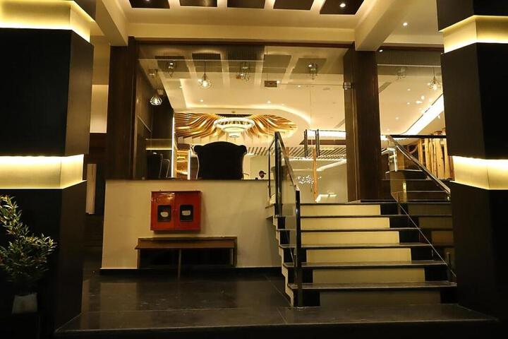 Hotel Emperio Grand