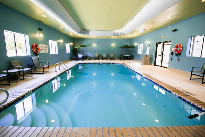 Pool 28 of 42