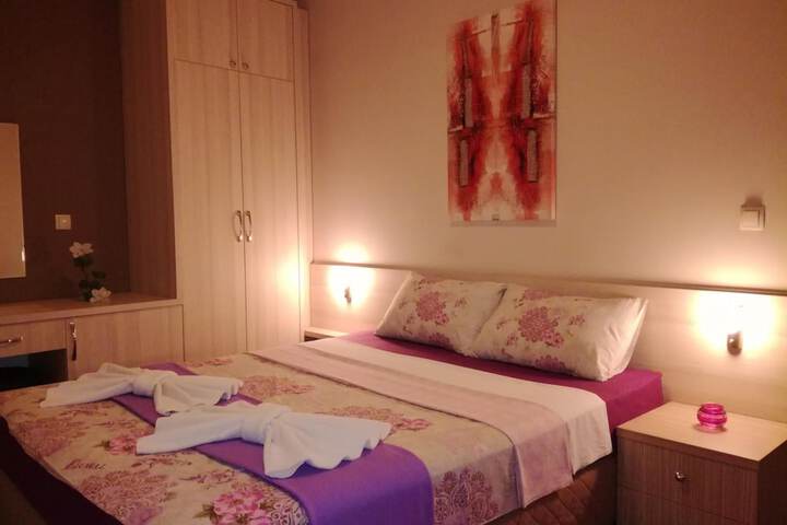 Room 14 of 46