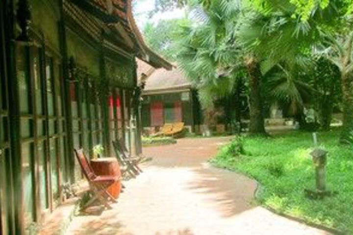 Hotel Exterior 14 of 39