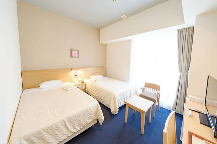 Room 30 of 101