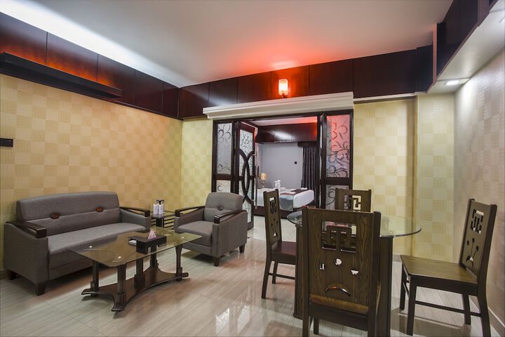 Room 8 of 62