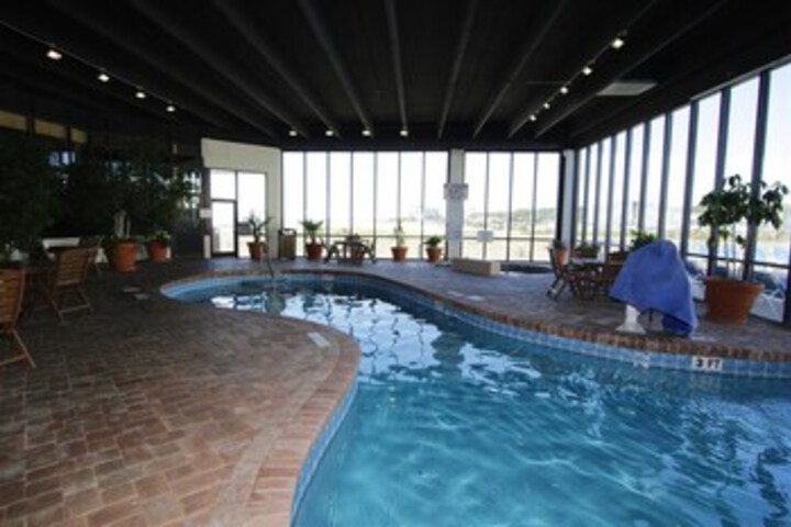 Pool 25 of 48
