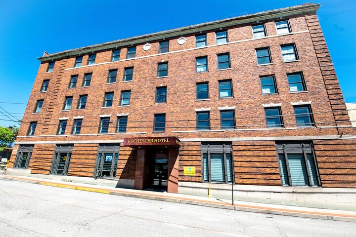 Rochester Hotel