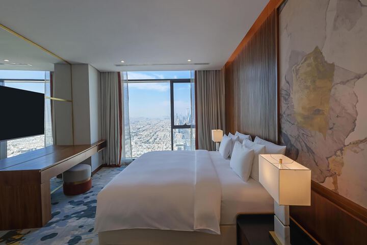 Room 32 of 125