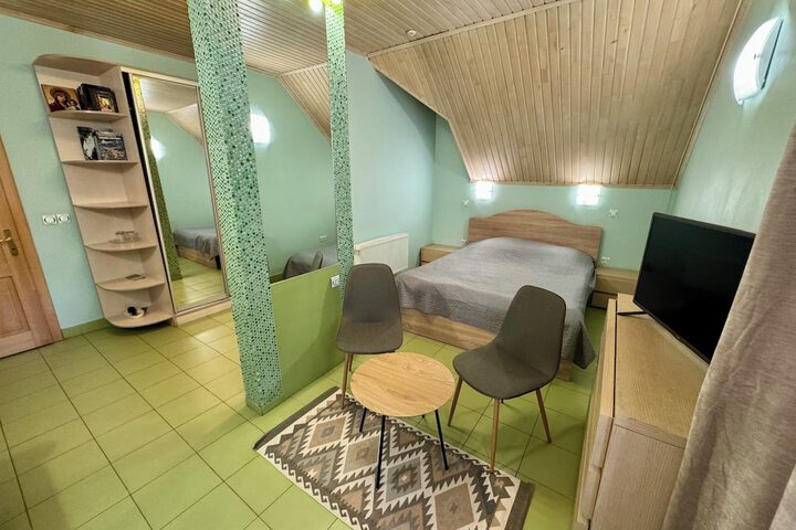 Room 19 of 65