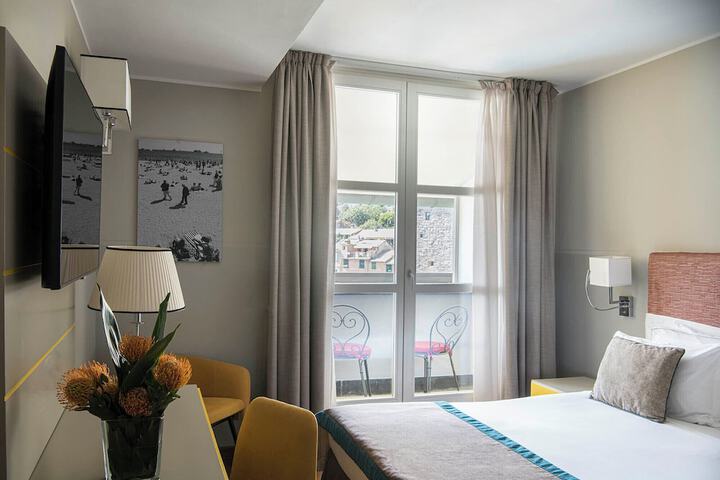 Room 20 of 95