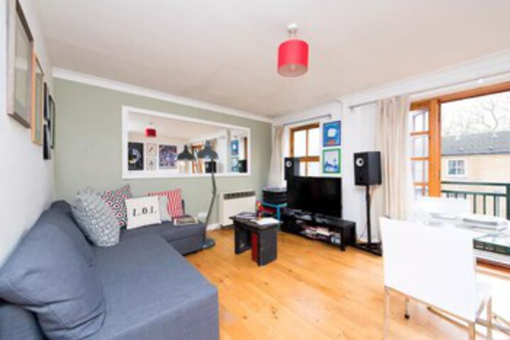 Room 10 of 20