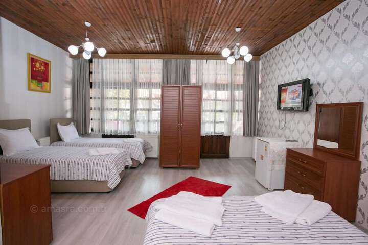 Room 14 of 27