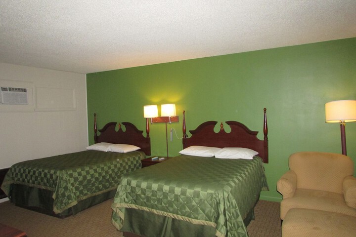 Deluxe 2 Double Beds (2 of 25)