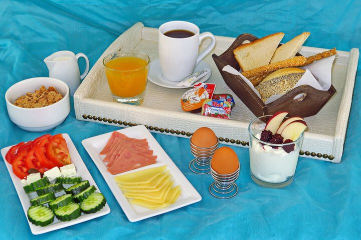 Breakfast/Coffee Service 65 of 90