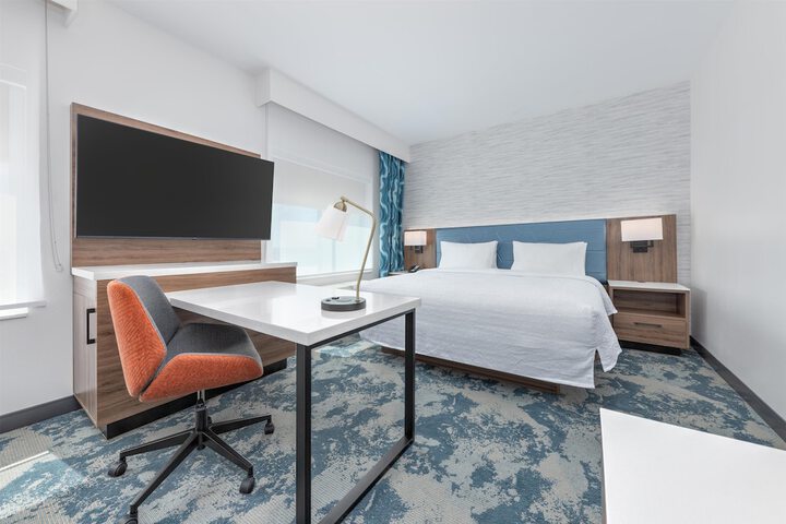 Room 14 of 48