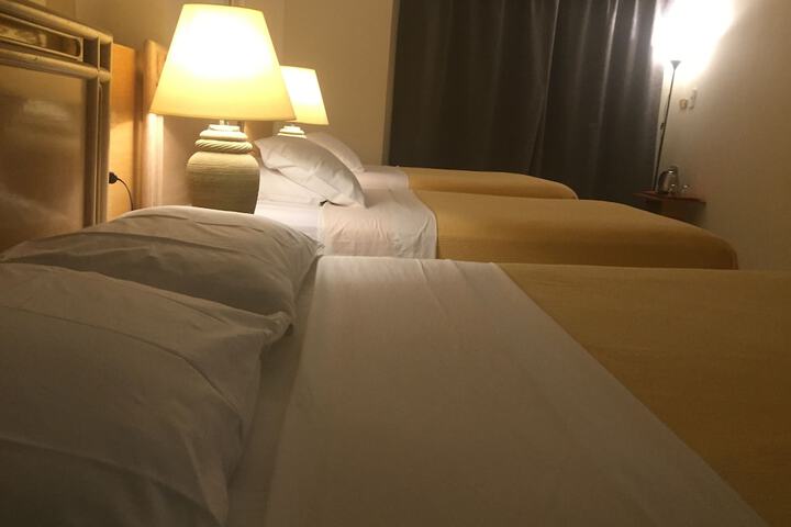 Room 11 of 73