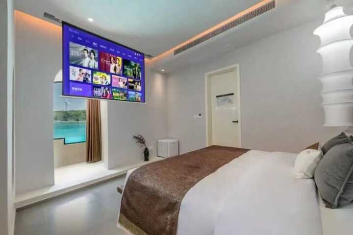 Room 68 of 150