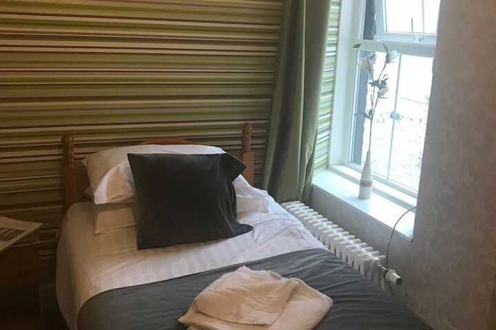 Room 8 of 21