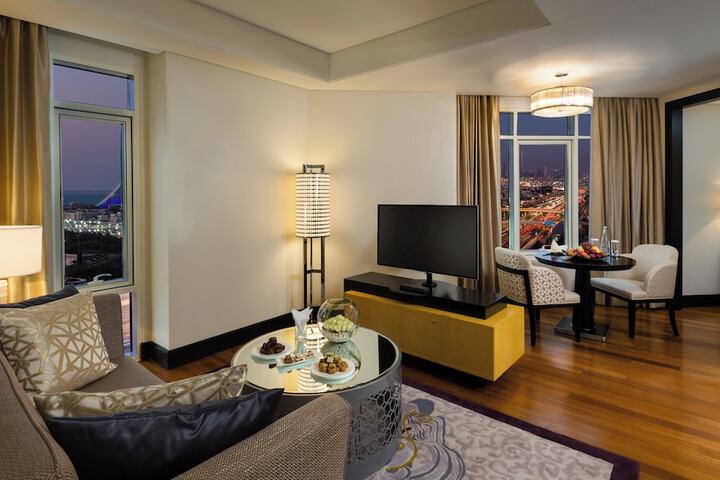 Room 30 of 58