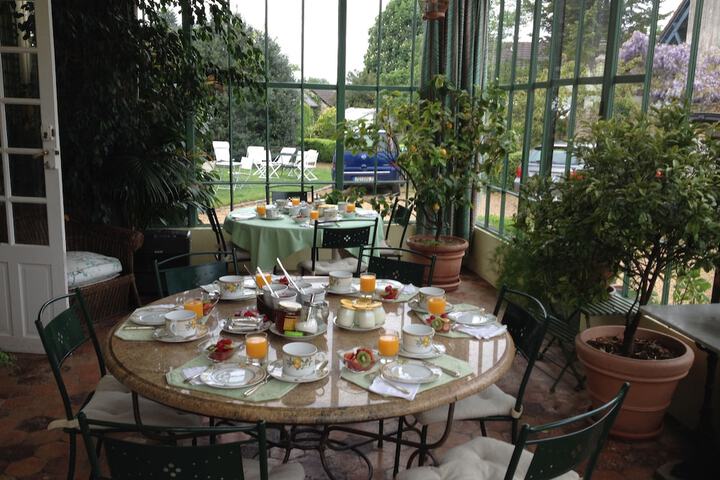 Breakfast/Coffee Service 42 of 71