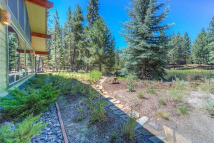 Property Grounds 17 of 21