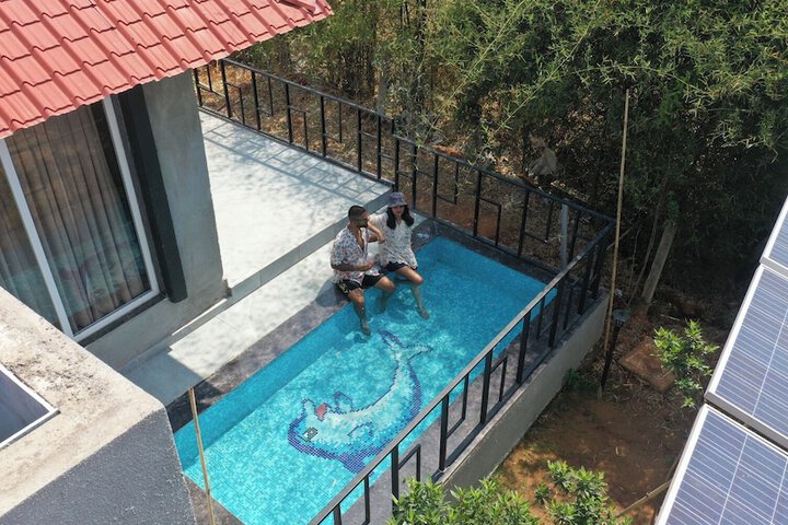 Pool 47 of 76