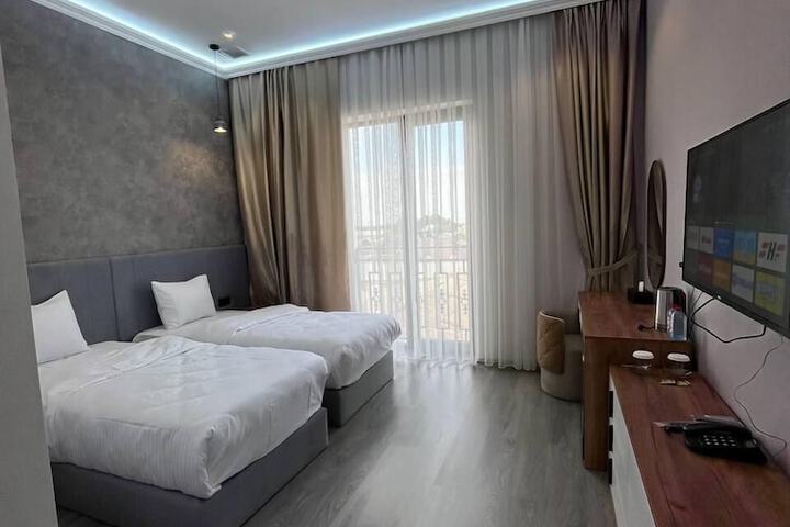 Room 2 of 13