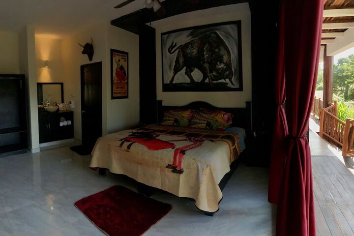 Room 42 of 115
