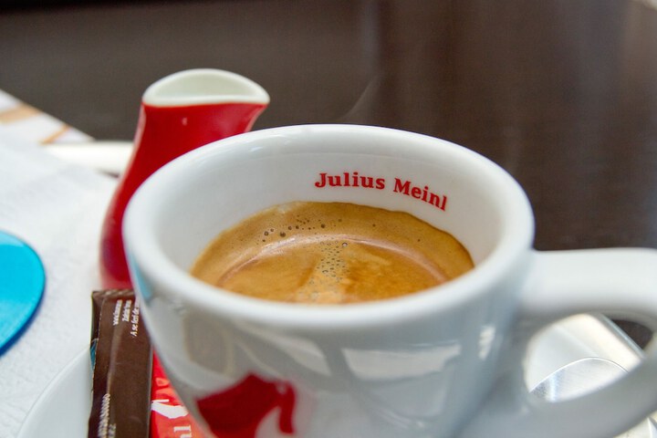 Breakfast/Coffee Service 31 of 44