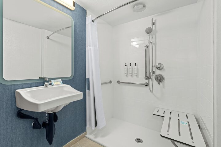 Hand-held showerhead