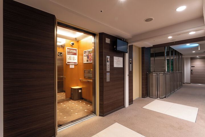 Elevator