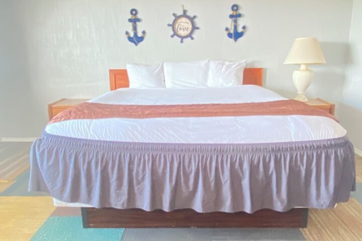 Room 16 of 39