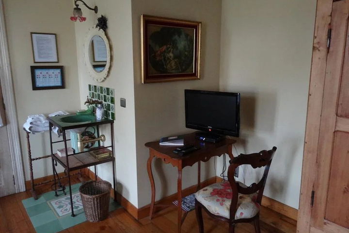 guest_rooms
