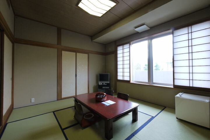 Room 8 of 29