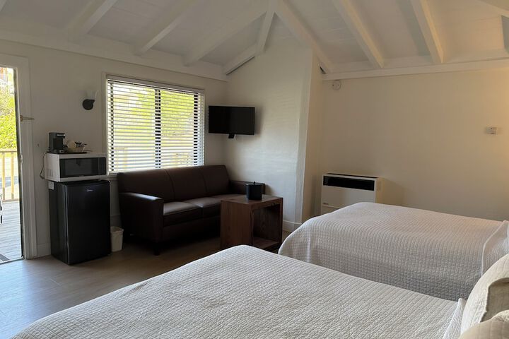 Room 50 of 120