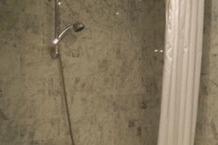 Room 2 of 20
