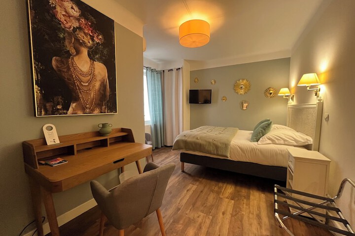 Room 34 of 50