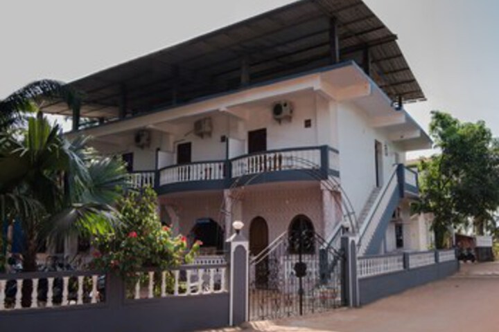 OYO 10794 Calangute