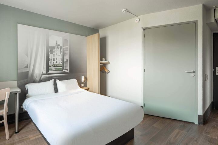 Room 15 of 55