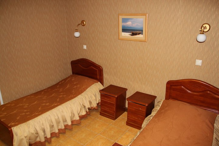 Room 5 of 36