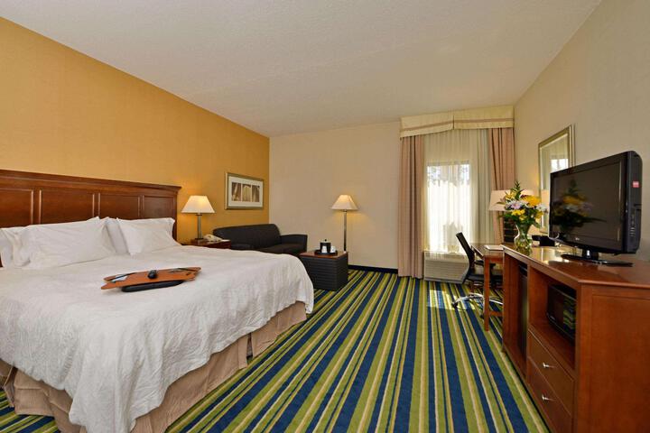 1 King Bed (1 of 9)