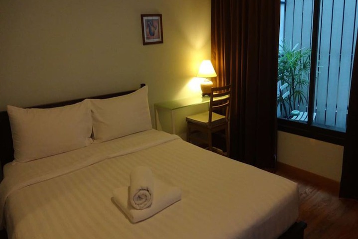 Room 9 of 45