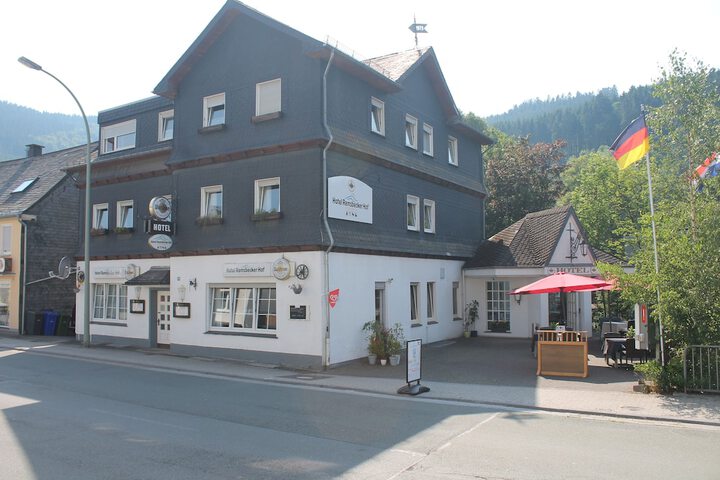 Hotel 5 of 27