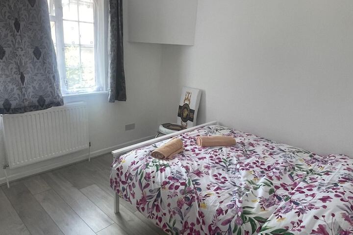 Room 3 of 18