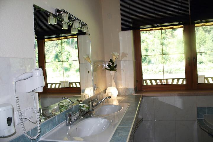 Clean Restrooms