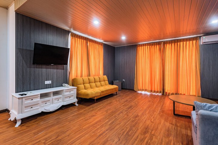 Room 31 of 74